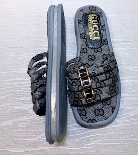 GUCCI COLLECTION 10452